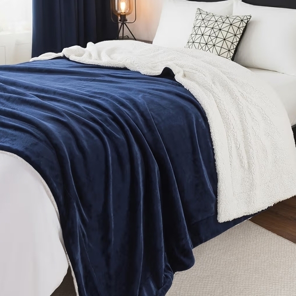 Other - Luxurious Navy and Cream Bedding Set